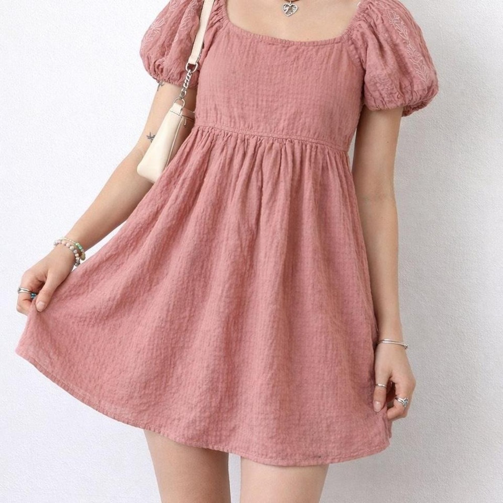 Easel Los Angeles Womens M Pink Cotton Babydoll Dress Puff Sleeve Embroidered